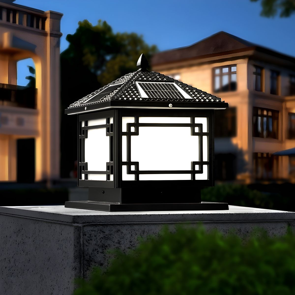 Solar Square Metal Outdoor Light for Modern Areas | Tilvora