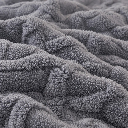 Textured Weighted Winter Comforter with Fleece Lining