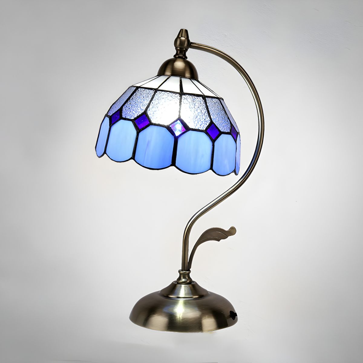 Tiffany Glass Dome Table Lamp Classic Style | Xelvoro