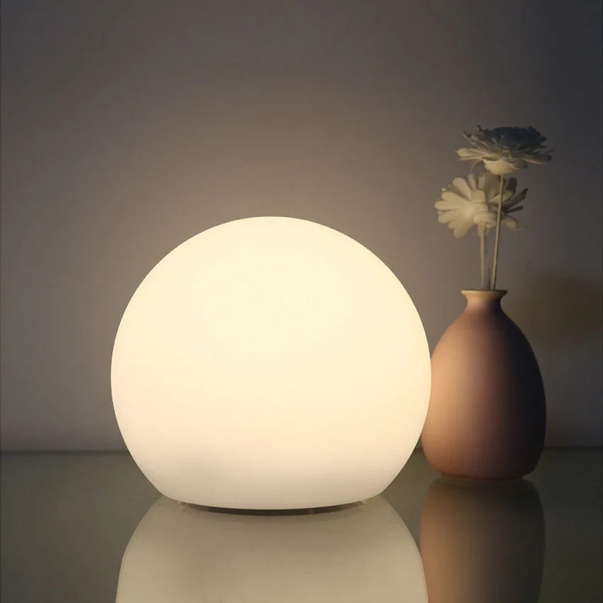 Wireless LED Globe Table Lamp with Rechargeable Battery | Luntrix